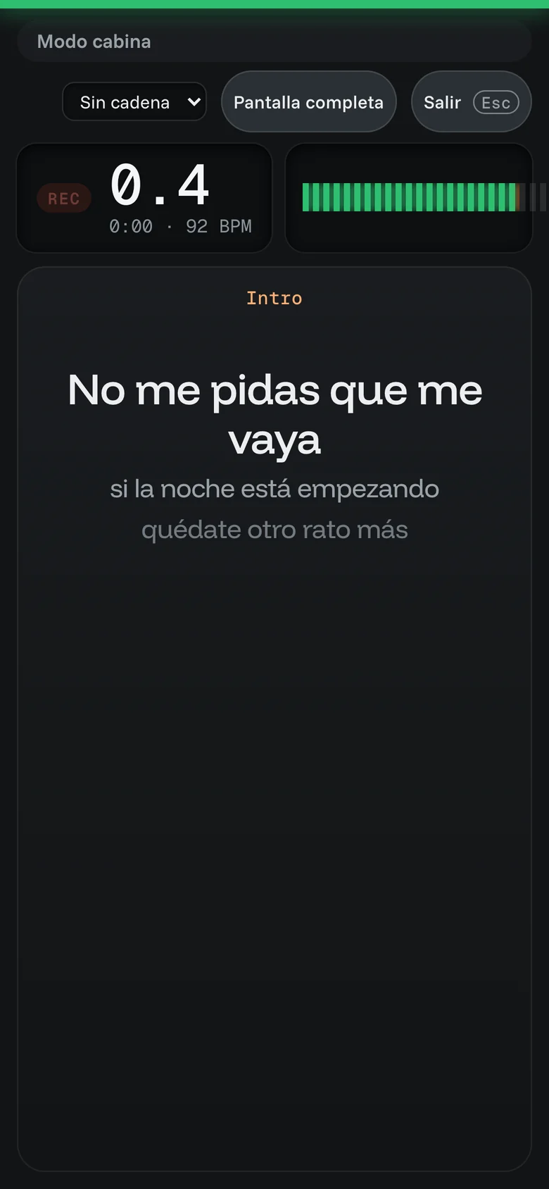 El modo cabina en el teléfono del artista, con la letra.